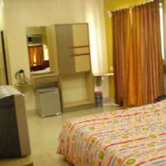 Woodland Regency Hotel Silvassa Exterior photo